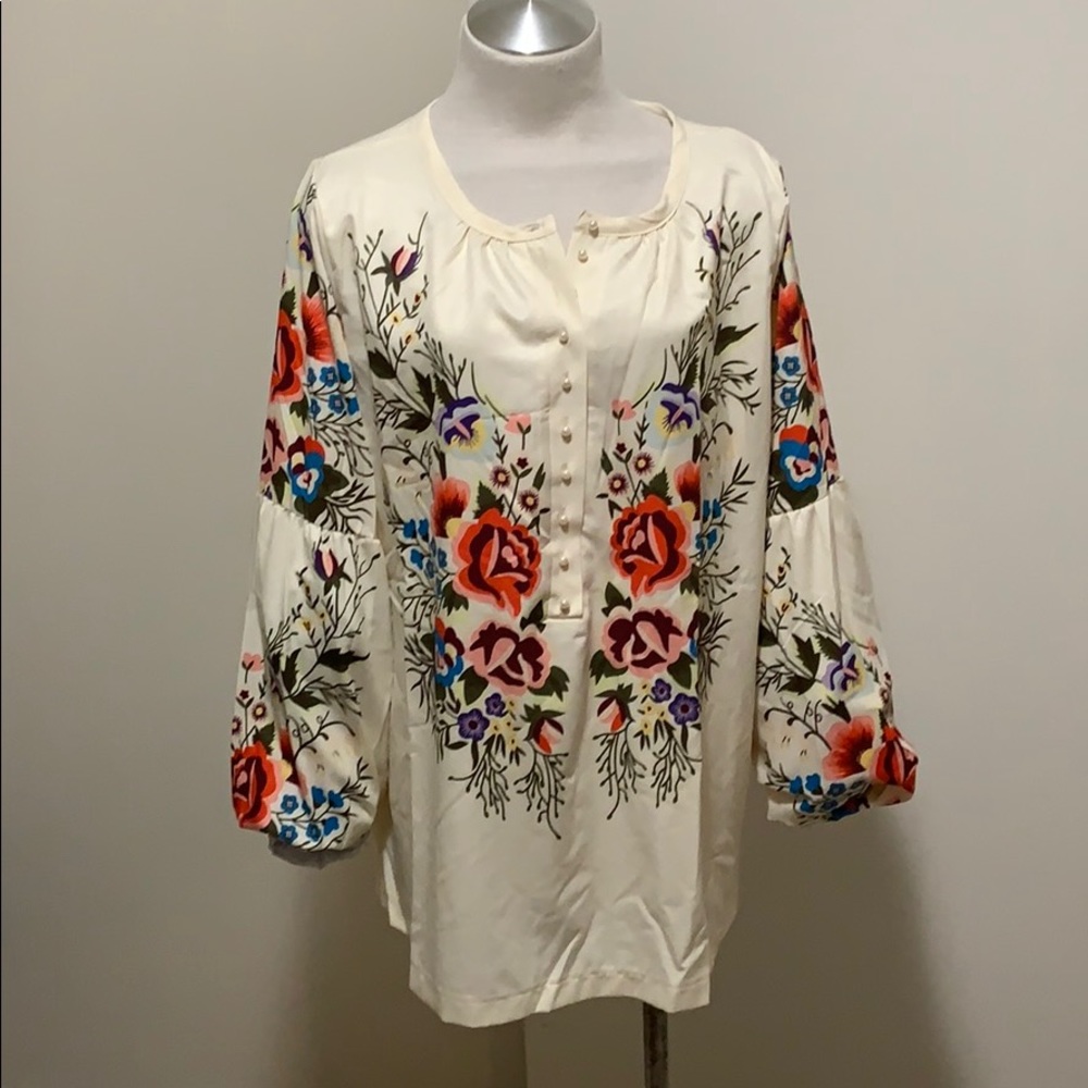 NWOT Bohemian Floral Blouse